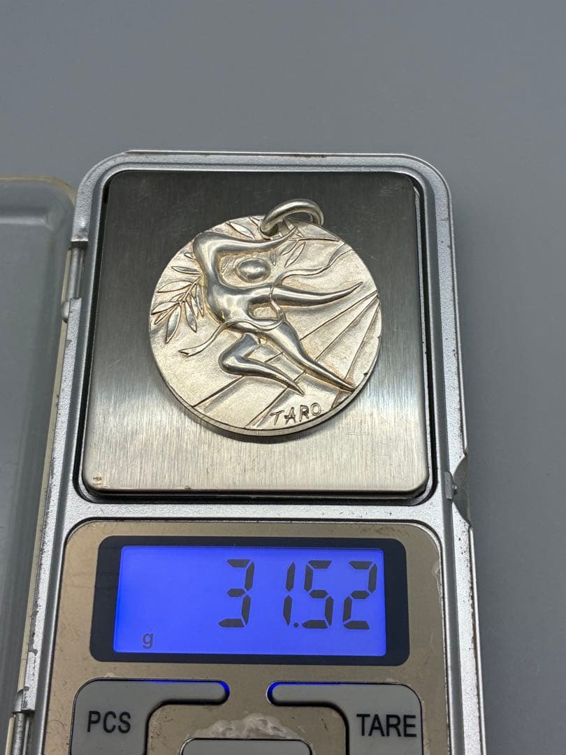 岡本太郎　オリンピック　純銀　ペンダント　メダル1972年ネックレストップ