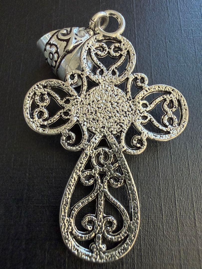 アッシュペーフランスヴィンテージ シルバー ラブラドライトクロスペンダントトップ