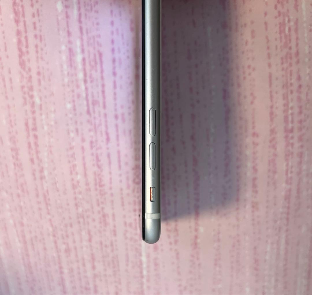 Apple iPhone SE2本体　2世代