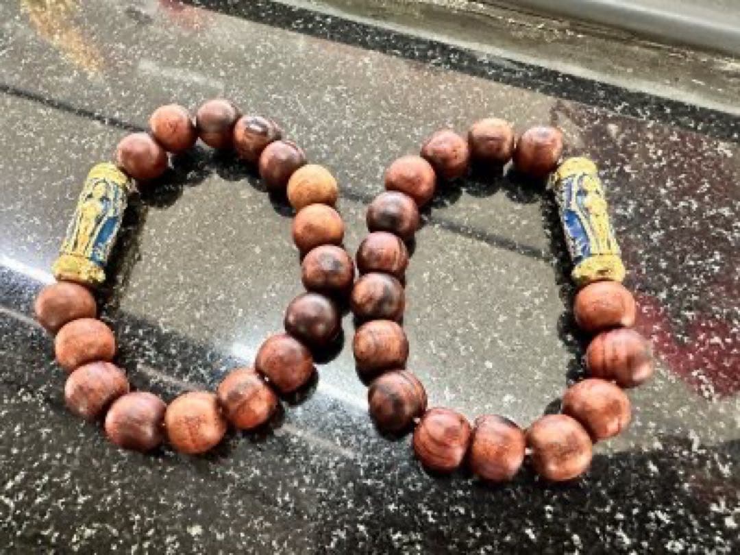 タイ凄い寺院のお守りブレスレット