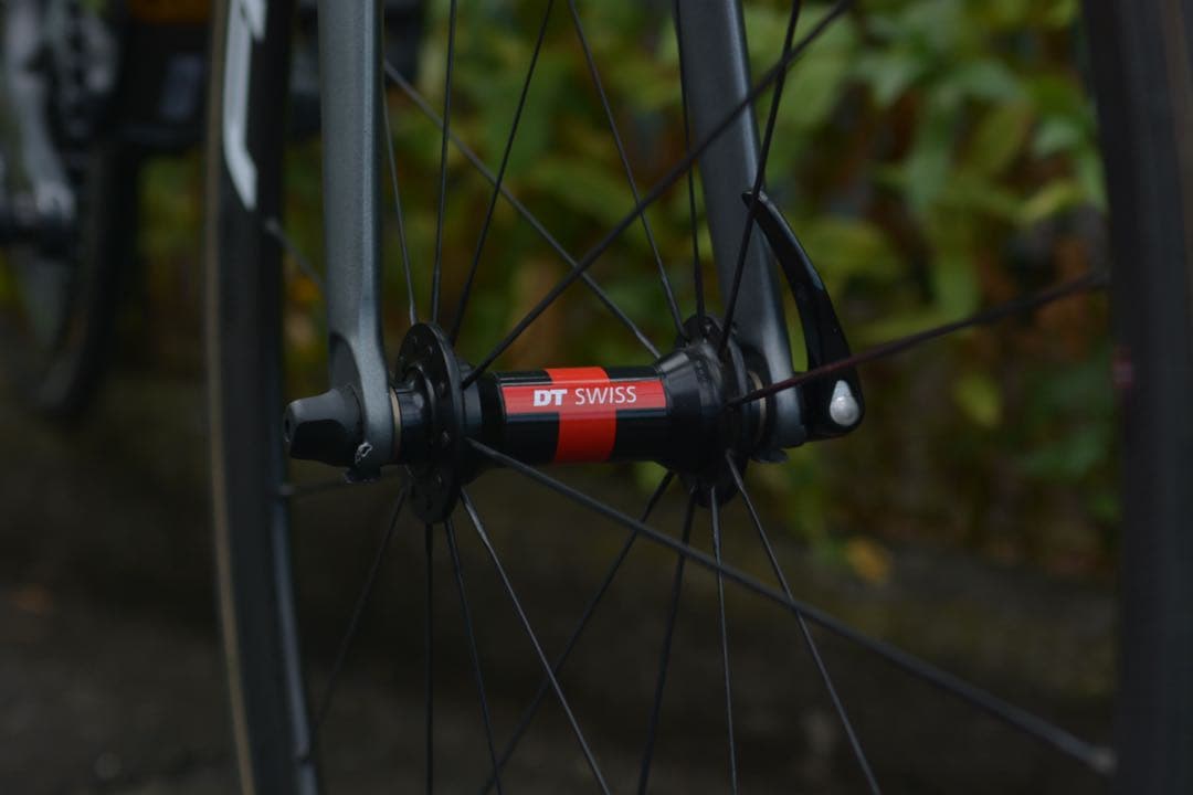 ffwd f4r リムハイト45mm チューブラー　予備タイヤ&リムテープ付き