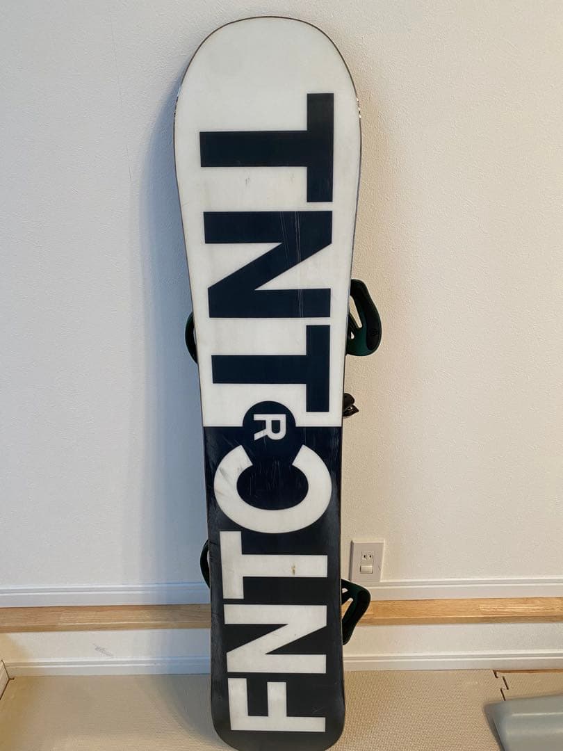 FNTC TNT R 139cm FLUX DSL Sサイズ