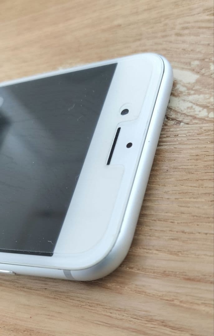 わ*ー様 iPhone8シルバー128GB SIMフリー 非純正バッテリー おま