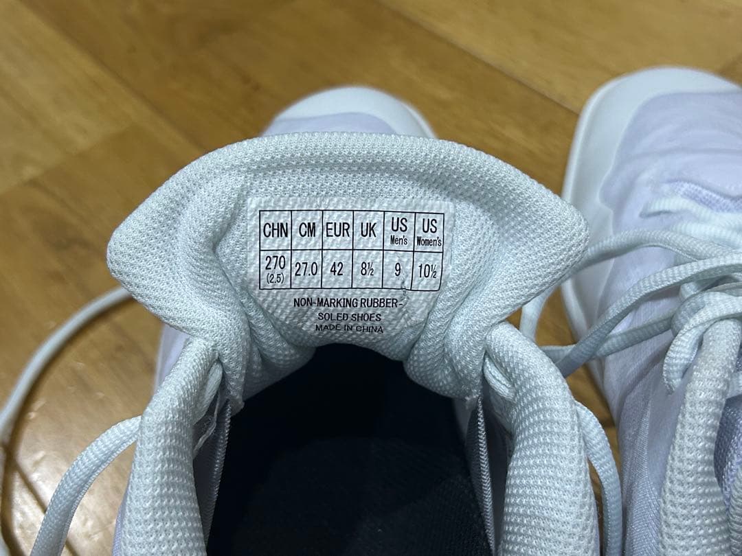 【かわ】YONEX バドミントン27.0cm パワークッションエアラスZ