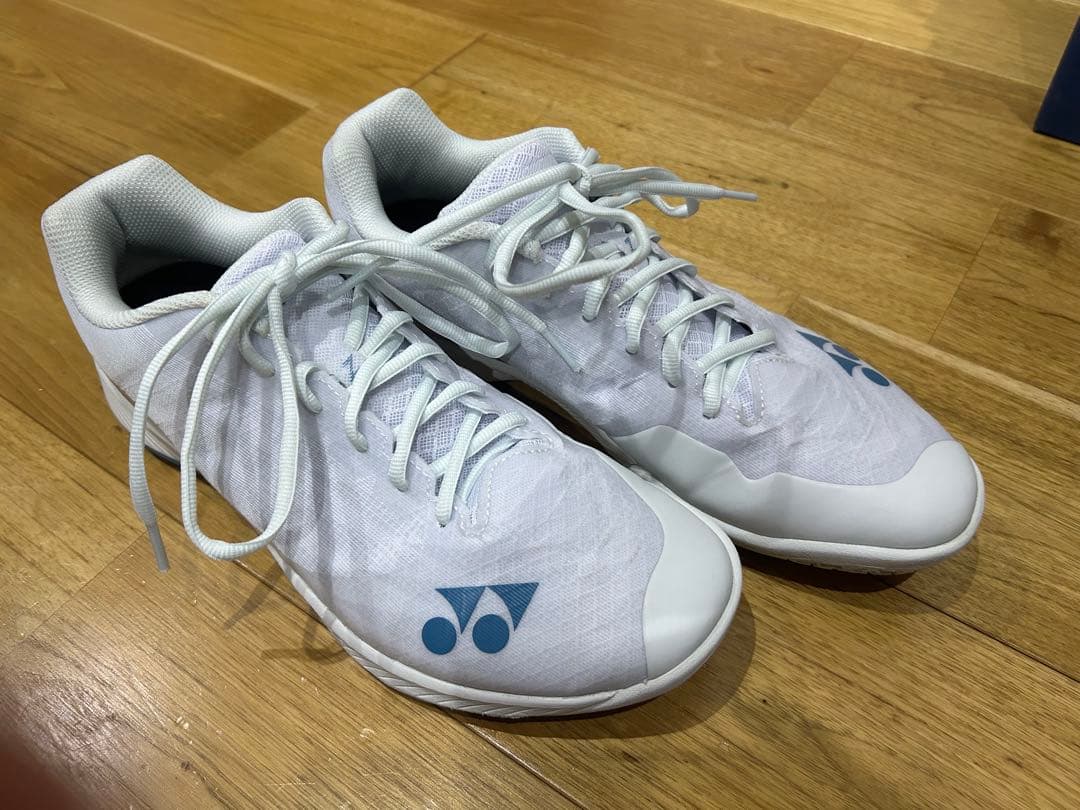 【かわ】YONEX バドミントン27.0cm パワークッションエアラスZ