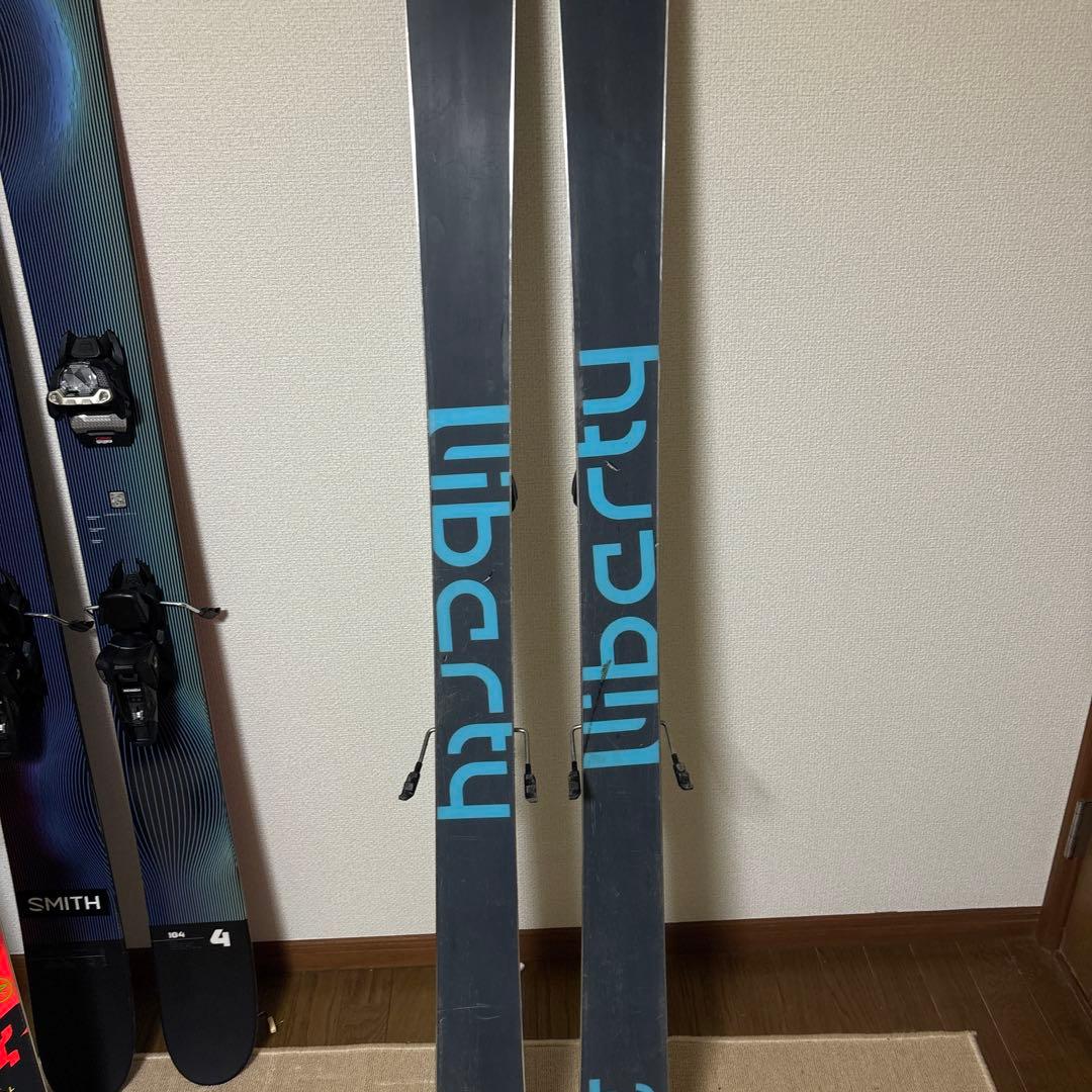 楽*す様 liberty スキー板 グラフィックデザイン 付属バインディング