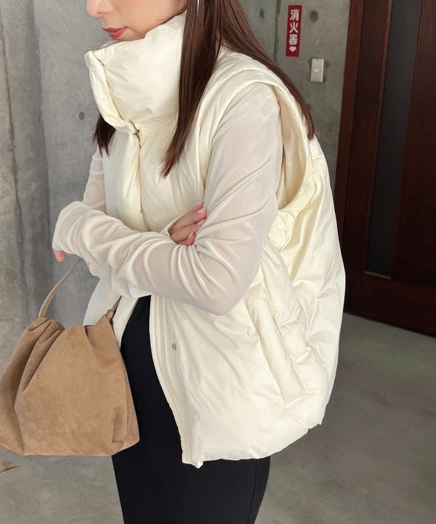 新品　CAPRICIEUX LE'MAGE 2WAY中綿パフジャケット　ベスト