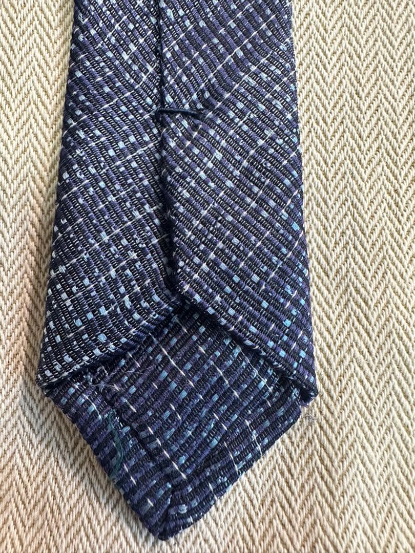 プラダ　ネイビー ネクタイ