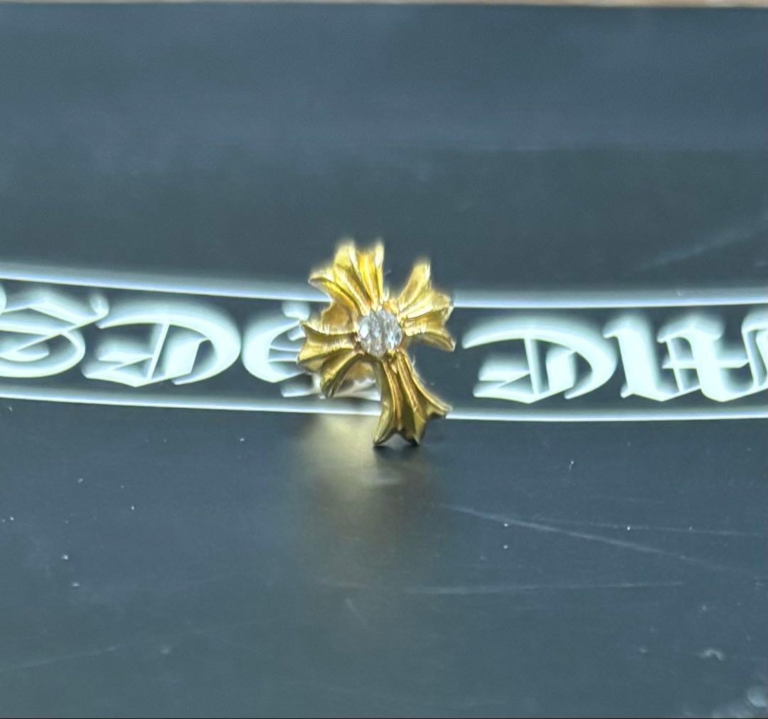 CHROME HEARTSクロムハーツクロス スタッド ピアス22K ダイヤ入り