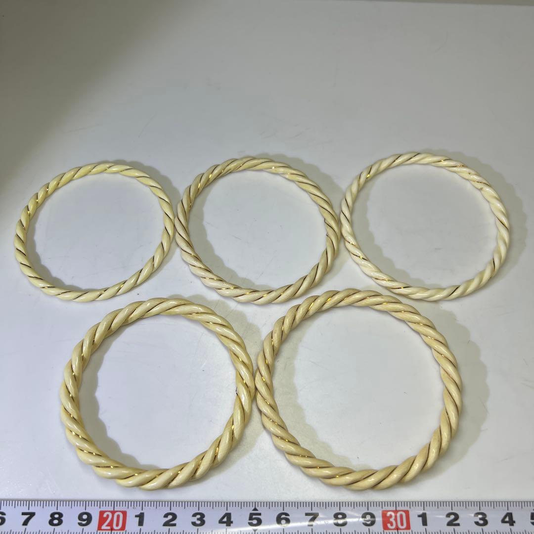 本金入　極上バングル　124g 東Y8-0129☆2F