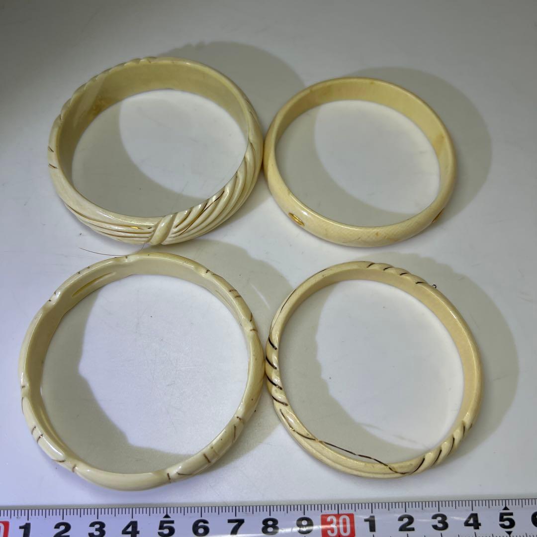 本金入　極上バングル　124g 東Y8-0129☆2F