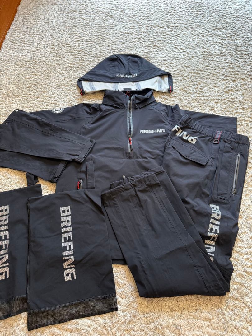 【極美品】BRIEFING ブリーフィング ゴルフ　レインウェア