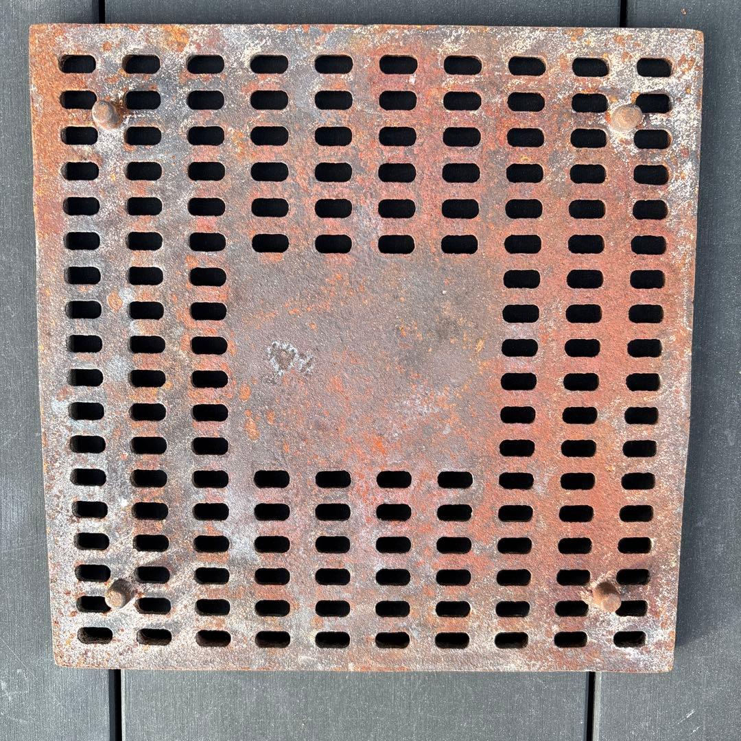 瀧波川 権左衛門之助也 　  peak 焚き火台M