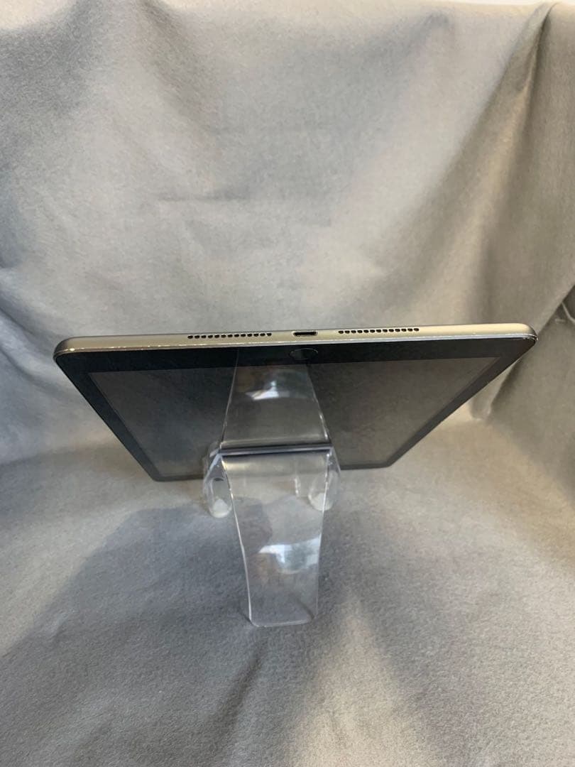 中古品 SIMフリー iPad 第9世代 64GB Wi-Fi+Cellular