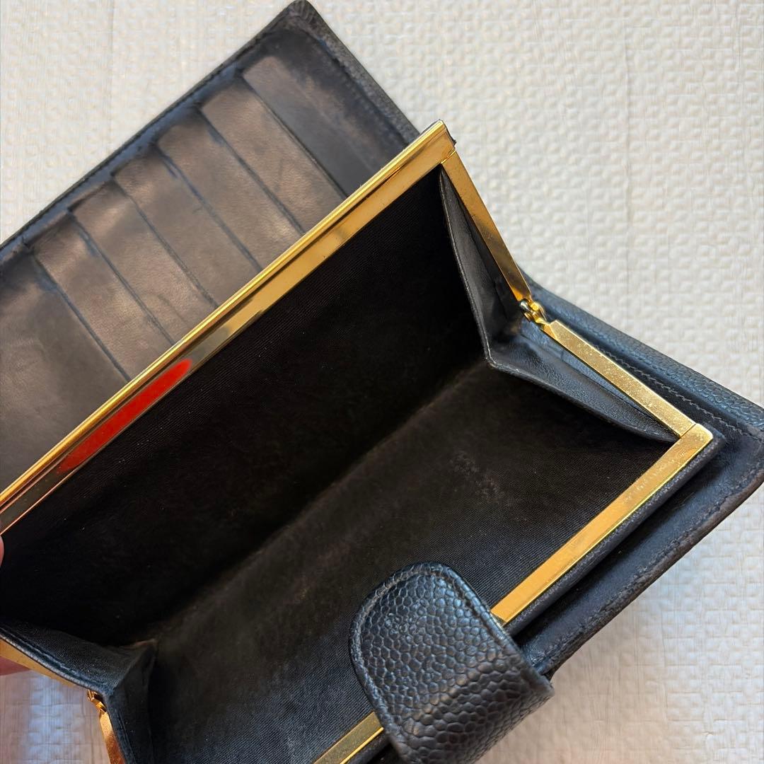 CHANEL キャビアスキン　ココマーク　二つ折り　長財布　黒
