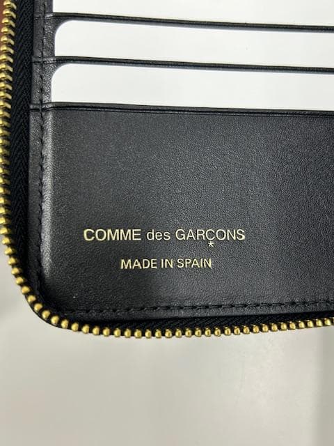 未使用 コムデギャルソン 財布 二つ折り財布 SA2100 ブラック