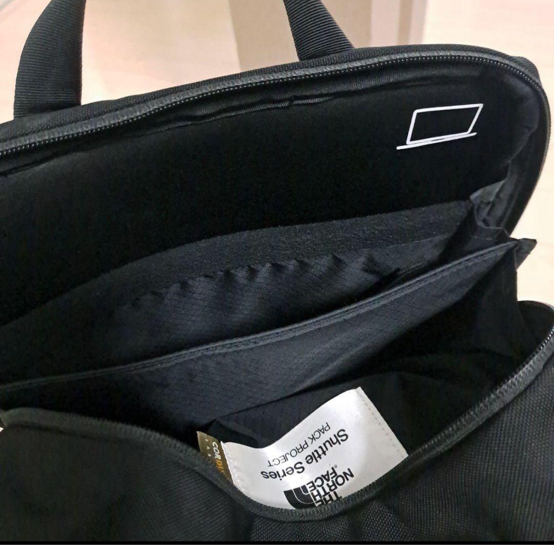 THE NORTH FACE シャトルデイパックスリム ブラックリュック