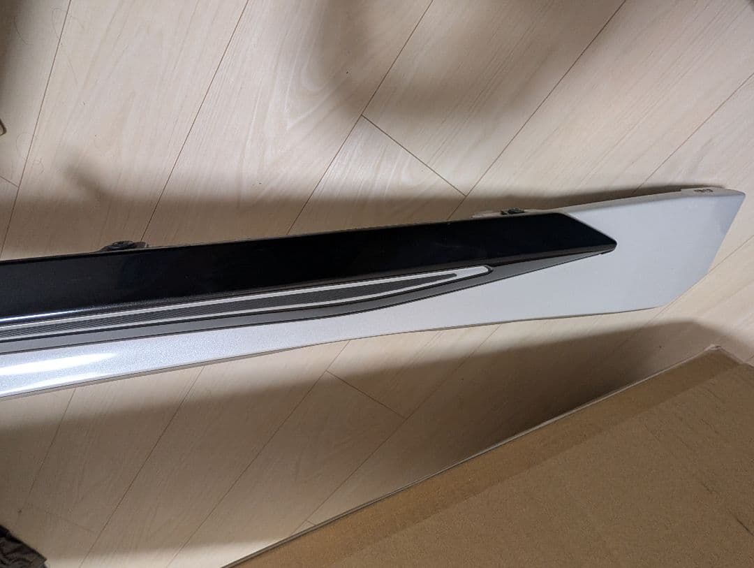 60プリウス 　モデリスタサイドスカート　サイドガーニッシュセット