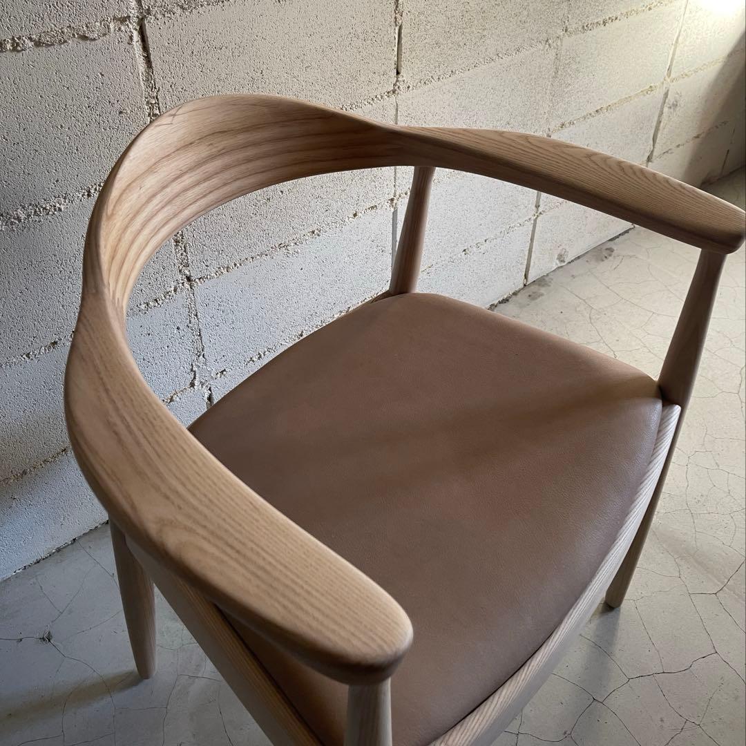 天然木無垢材 アームチェア　ラウンドチェア　ダイニングチェア　本革　北欧スタイル