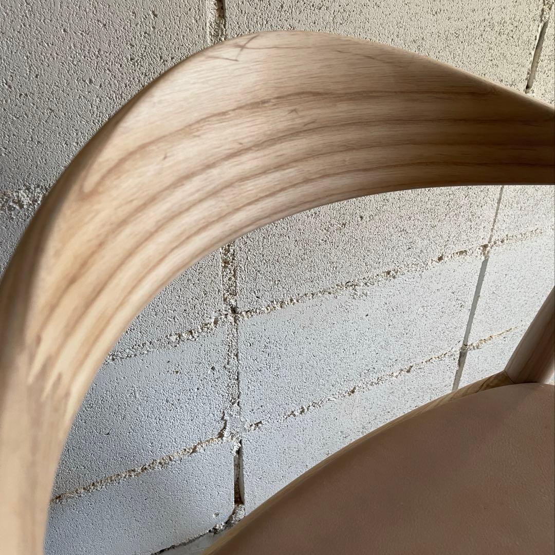 天然木無垢材 アームチェア　ラウンドチェア　ダイニングチェア　本革　北欧スタイル