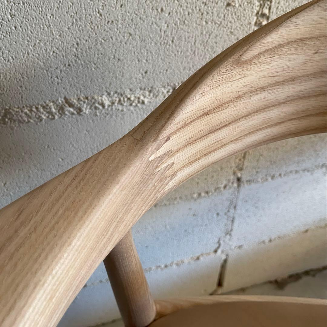 天然木無垢材 アームチェア　ラウンドチェア　ダイニングチェア　本革　北欧スタイル