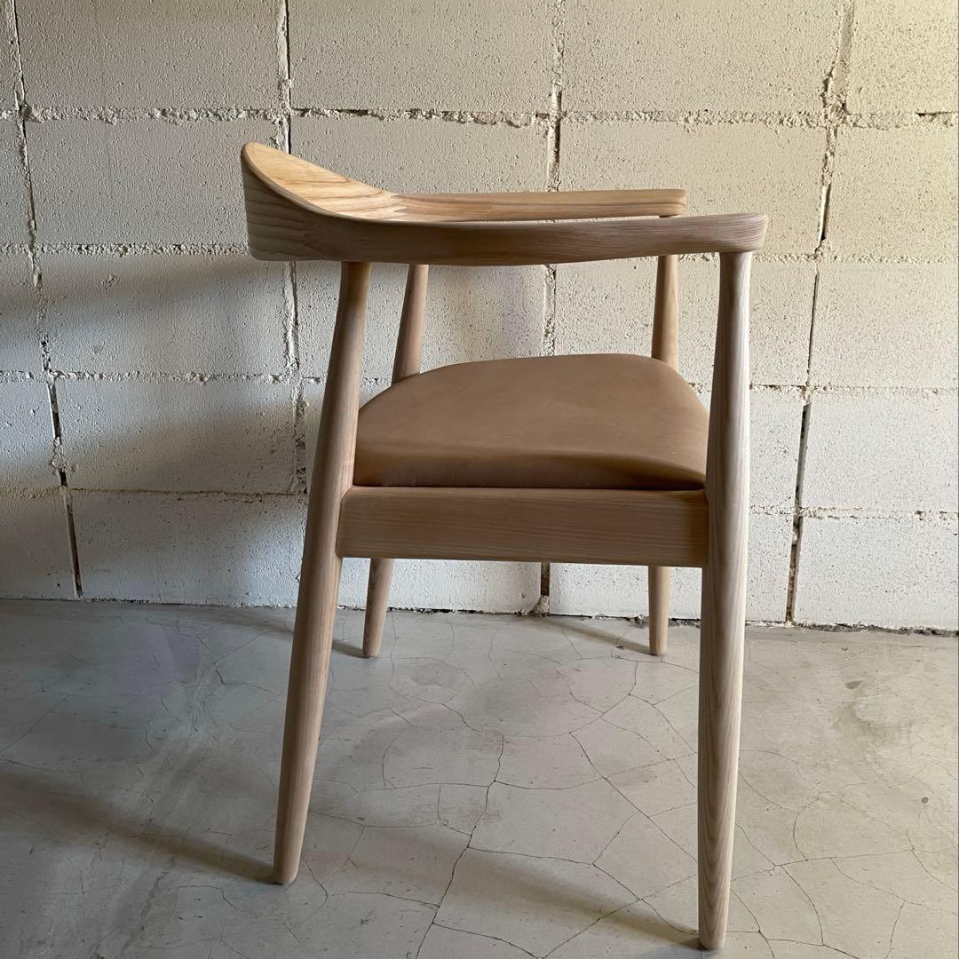 天然木無垢材 アームチェア　ラウンドチェア　ダイニングチェア　本革　北欧スタイル