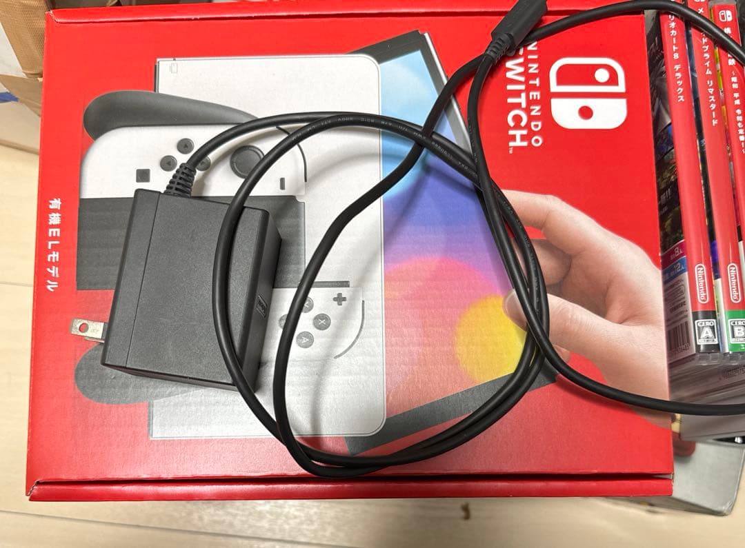 Nintendo Switch 有機EL本体 + ソフト4本付き