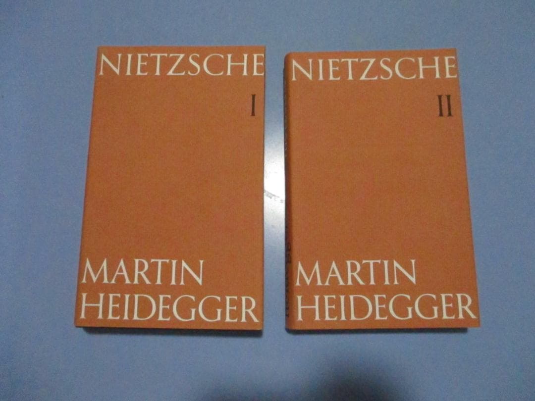 Heidegger著　Nietzsche全2巻　ドイツNeske社刊