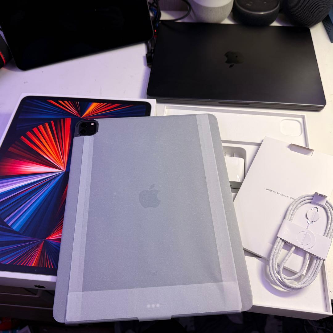 新品未使用　iPad Pro 12.9インチ 第5世代 256GB M1チップ