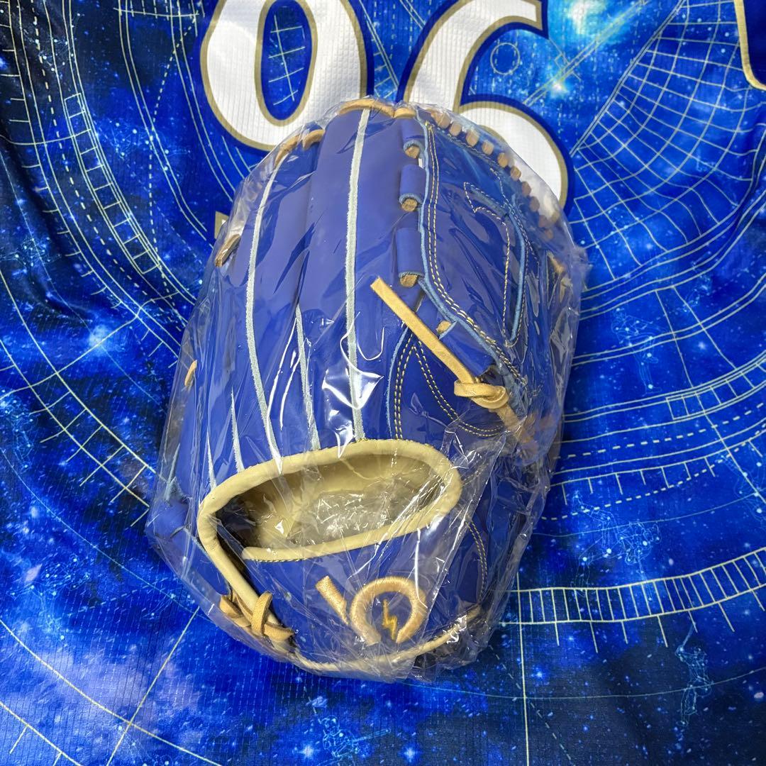 横浜DeNAベイスターズ　バウアー　BAUER OUTAGE　プロ仕様グローブ