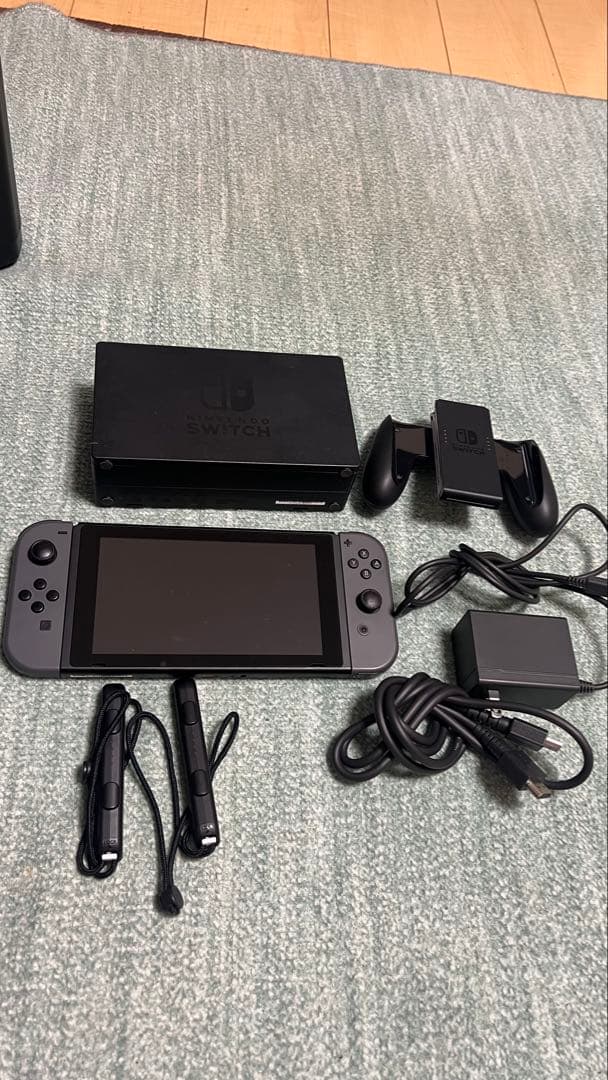Nintendo Switch 本体 グレー Joy-Con付き（ジャンク品）