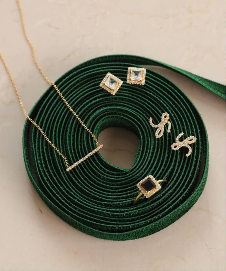 スローブイエナ　ODUL/オジュール SLOBE別注 スクエアカットピアス