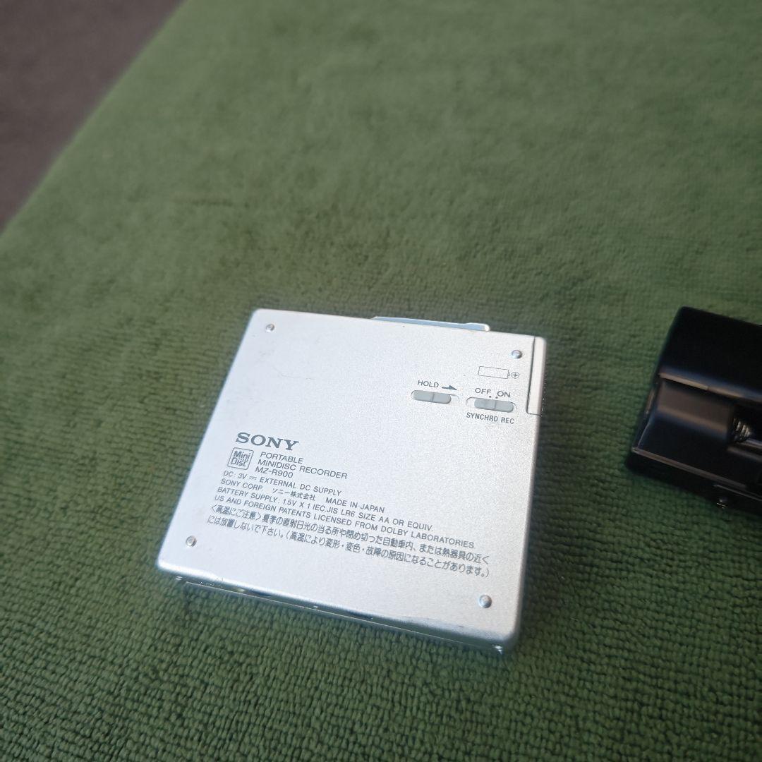 ソニー　ポータブルMDレコーダー　MZ-R900　乾電池用充電器セット