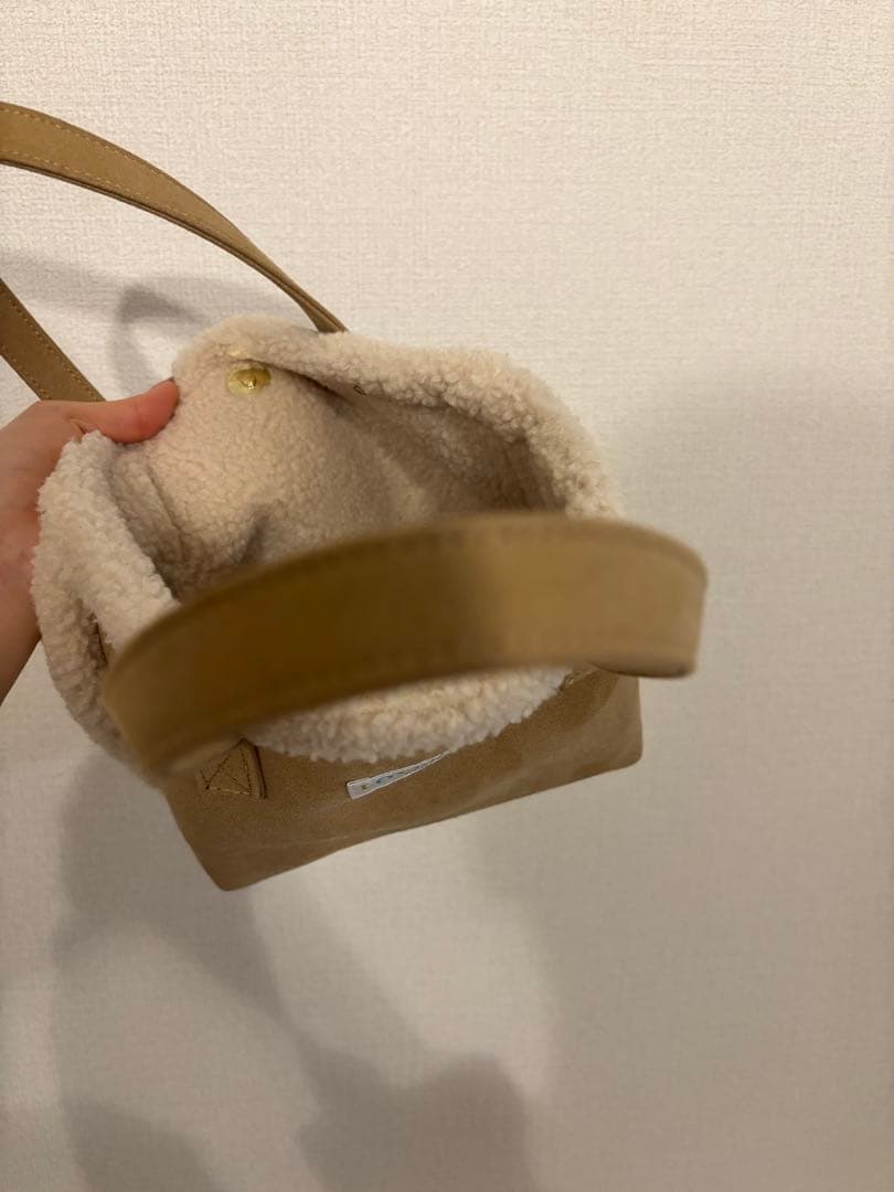 LOVERARY ベージュ トートバッグ