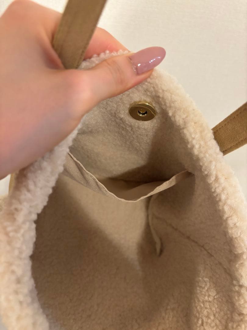 LOVERARY ベージュ トートバッグ