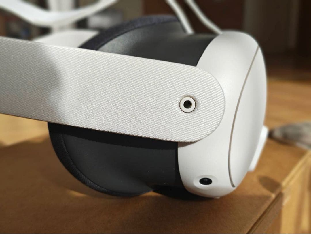 【美品/新品同様】 Quest 3 (512GB) VRヘッドセット