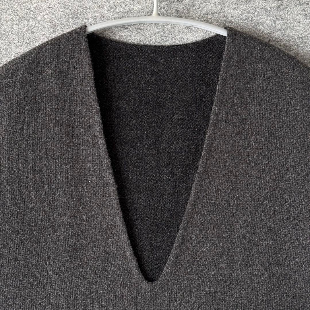 ARTS&SCIENCE V neck short tunicカシミア ベスト