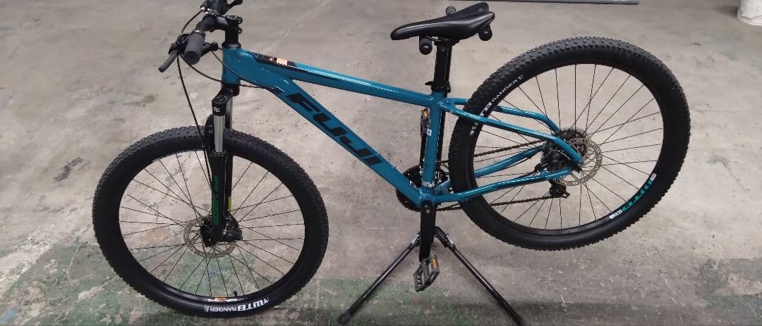 【引取のみ】FUJI NEVADA 27.5 1.9 マウンテンバイク☆美品☆