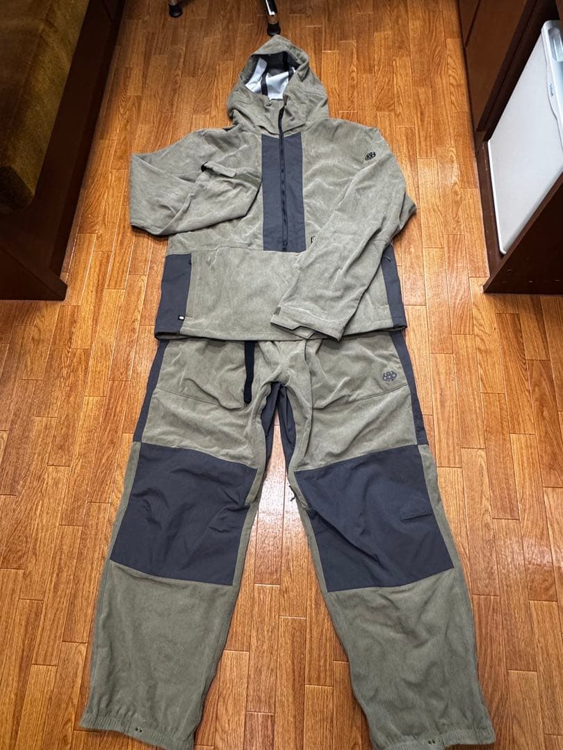 スノーボード 686 GHOST 2.5L SHELL ANORAK&PANT