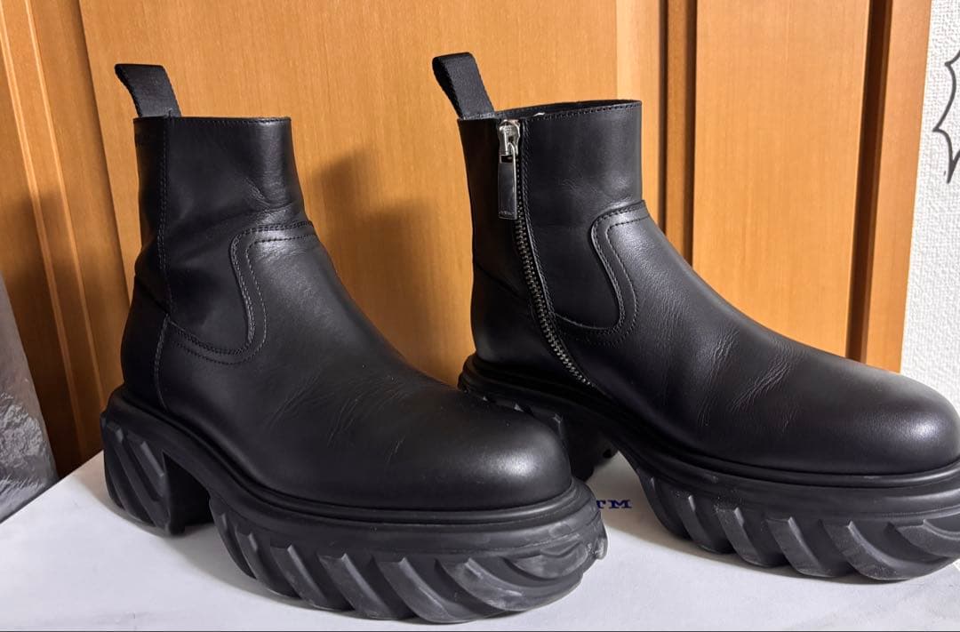 靴 Off-White Exploration Motor Ankle Boots