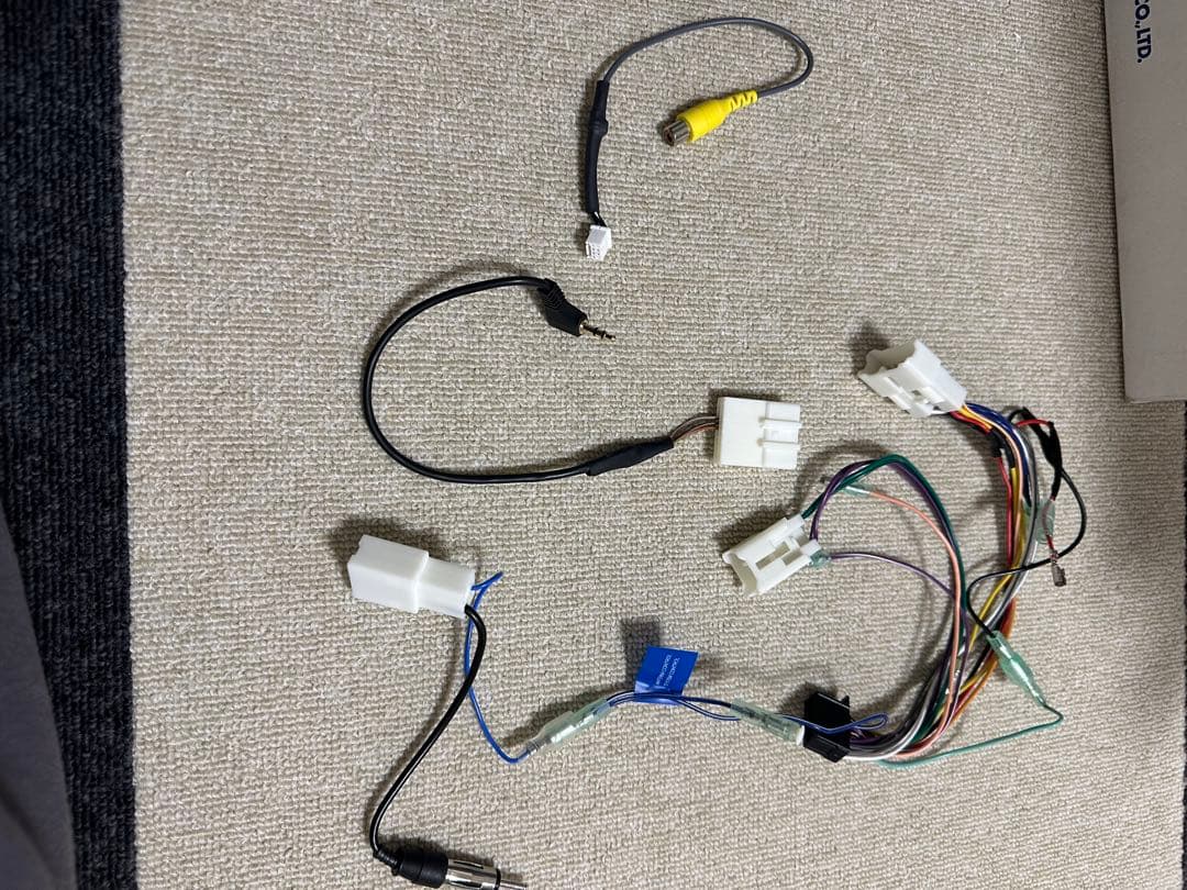 カーナビ AVIC-RW812-D