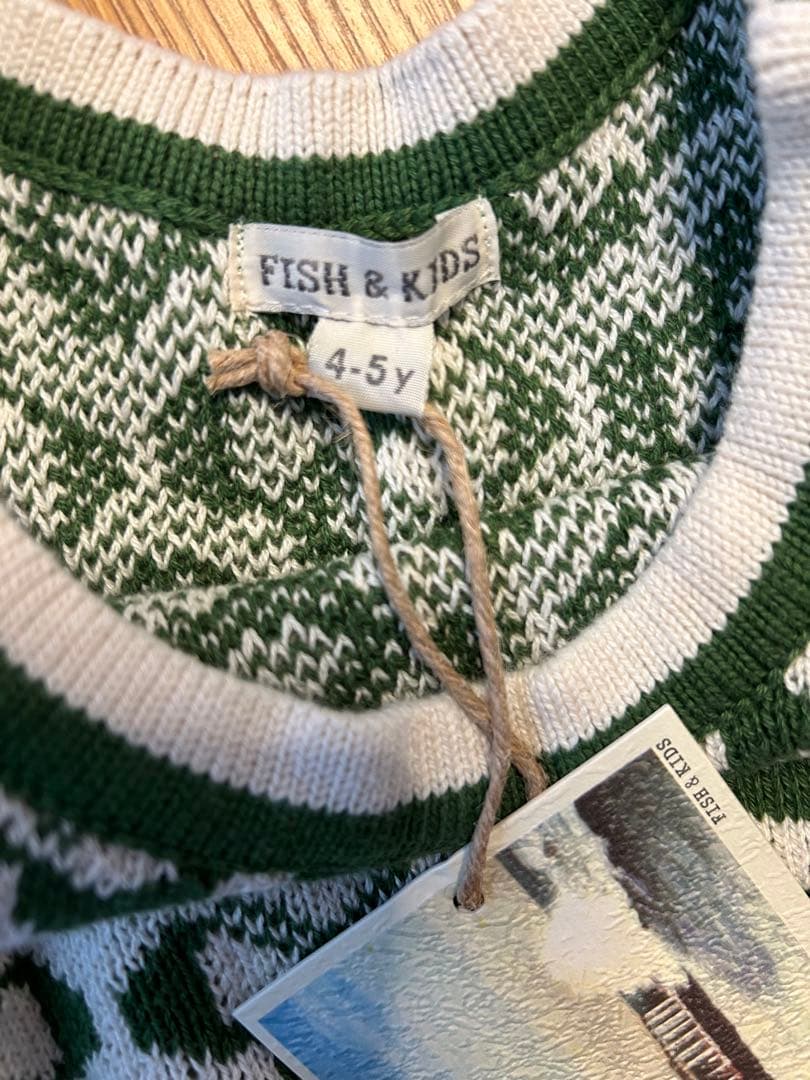 新品未使用　FISH&KIDS ニットワンピース　4-5y