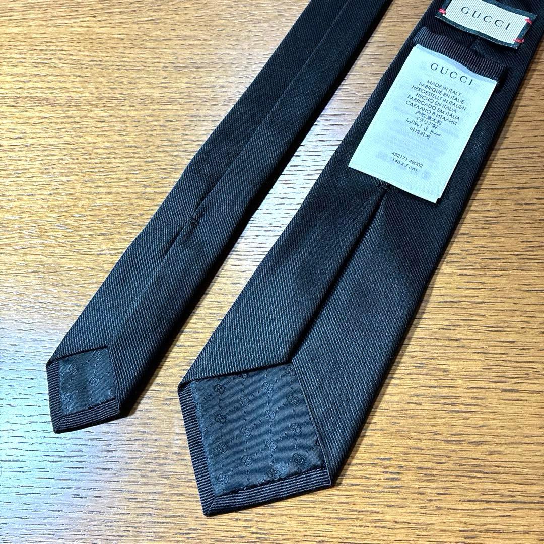 【美品】GUCCI グッチ 黒ネクタイ キングスネーク