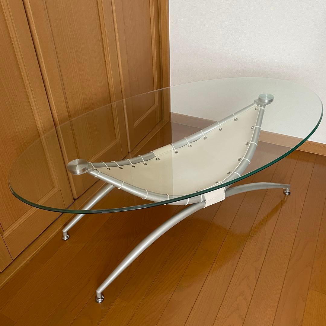 ガラステーブル　楕円テーブル　家具　インテリア