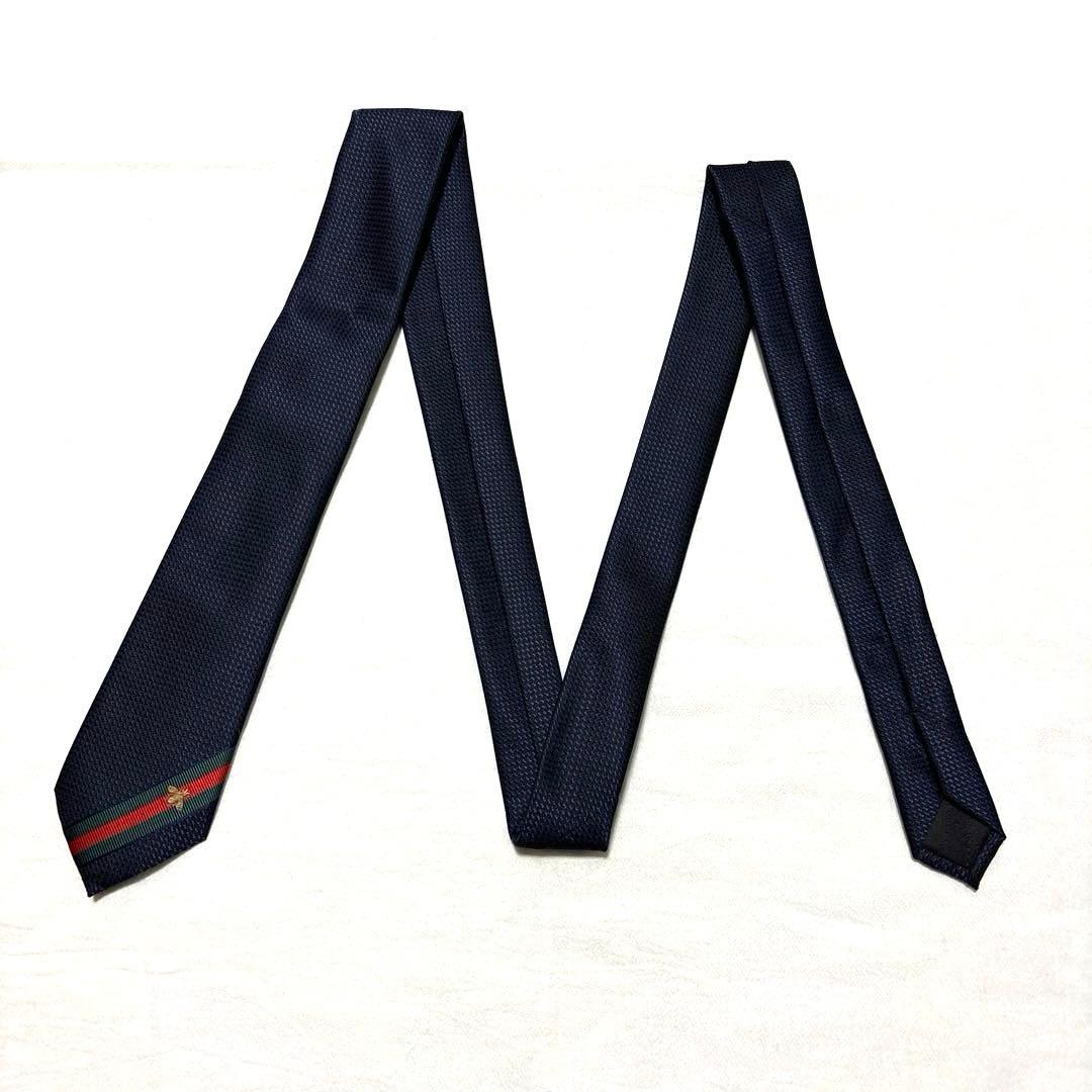 極美品　GUCCI グッチ　ネクタイ　ネイビー　無地ソリッド　シェリーライン　蜂