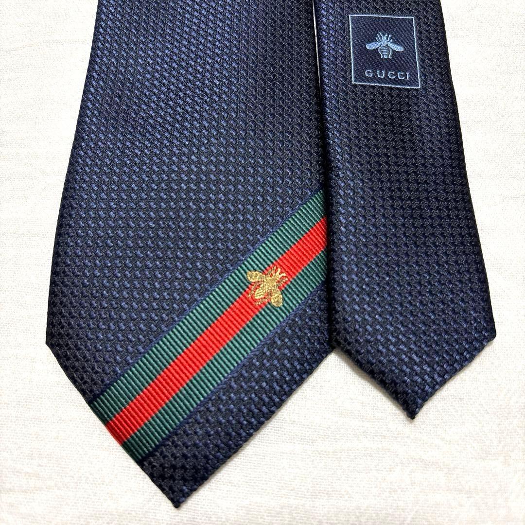 極美品　GUCCI グッチ　ネクタイ　ネイビー　無地ソリッド　シェリーライン　蜂