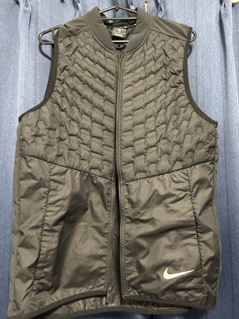 Nike AEROLOFT ベスト L