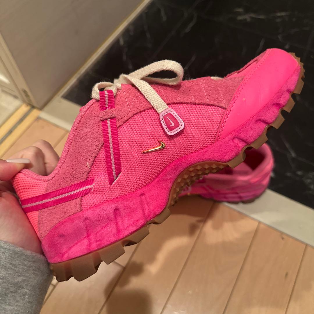 Jacquemus × Nike Air Humara \"Pink Flash\"