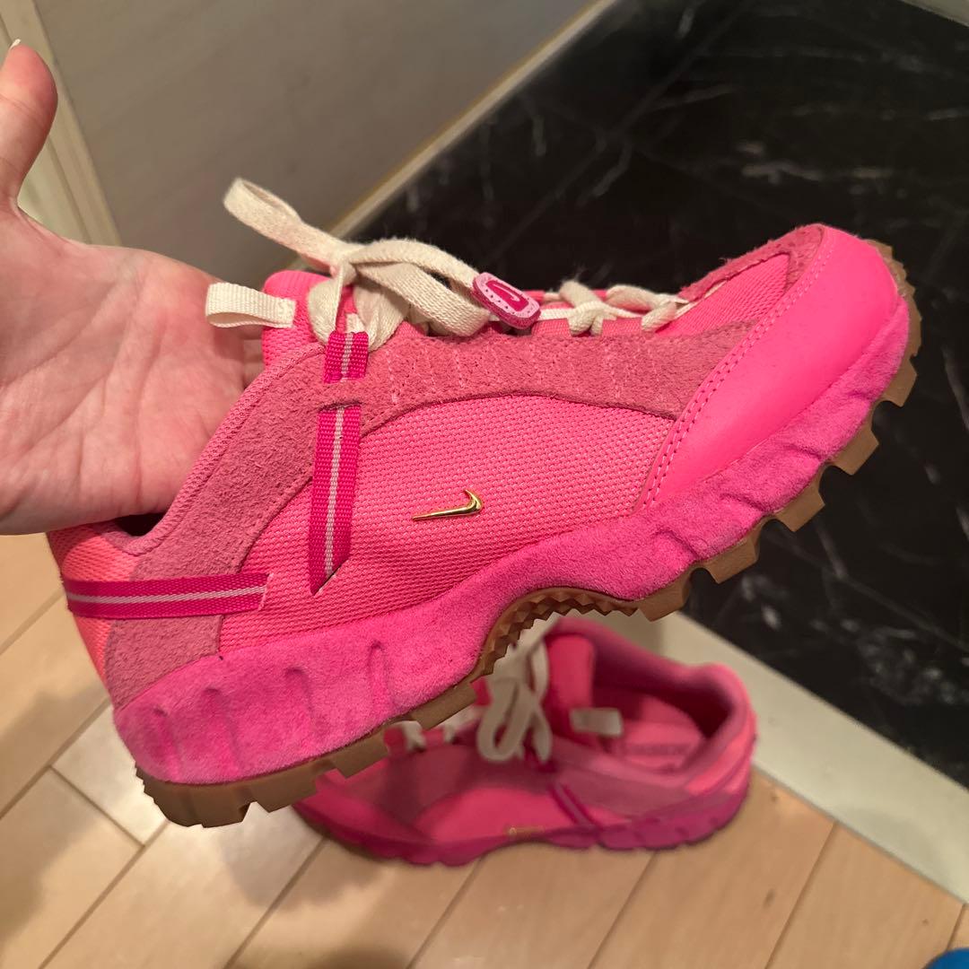 Jacquemus × Nike Air Humara \"Pink Flash\"