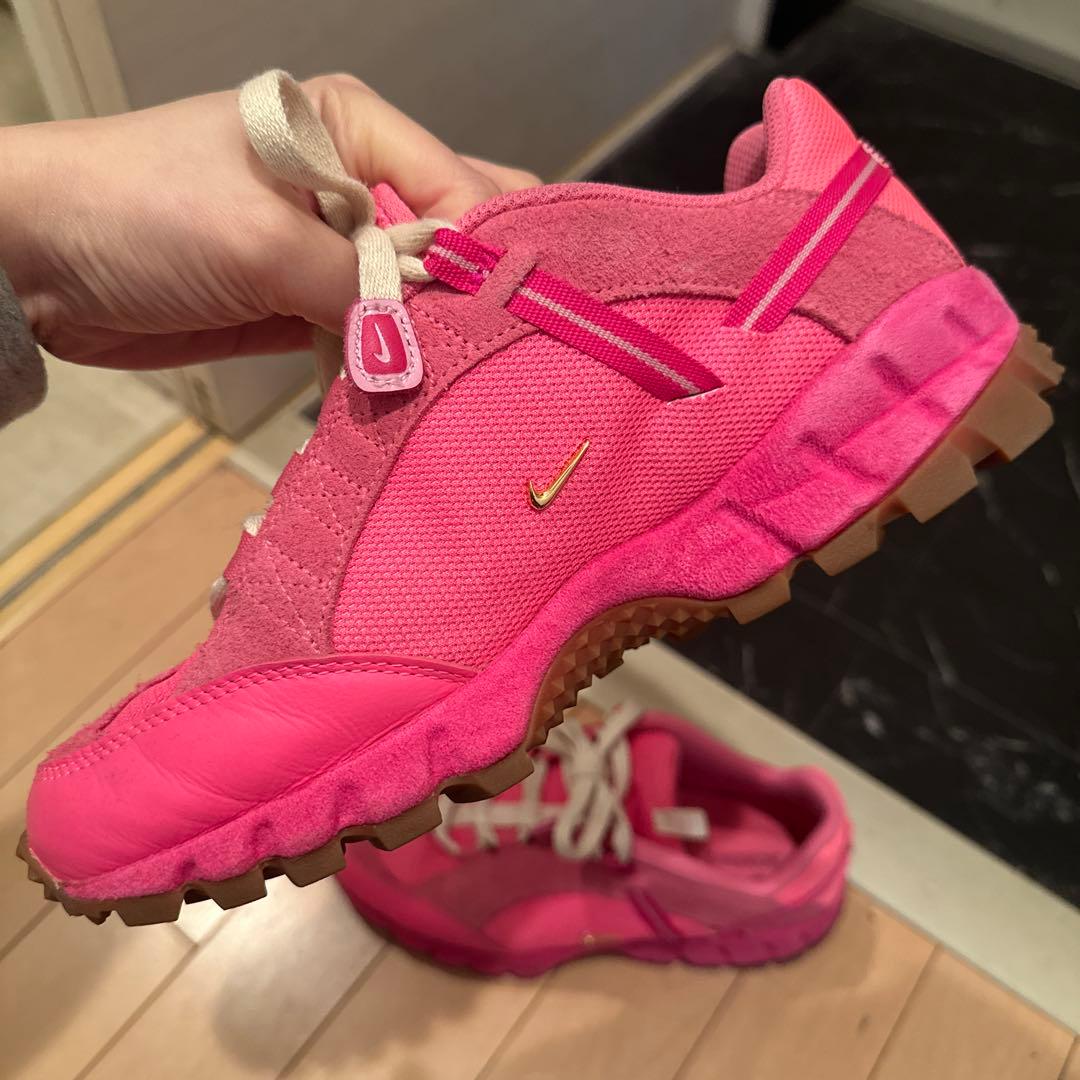Jacquemus × Nike Air Humara \"Pink Flash\"